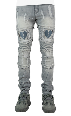 【SCENERITY】Gray Destroyed Jeans Broken Heart Jeans - Grey – Focus Jeans